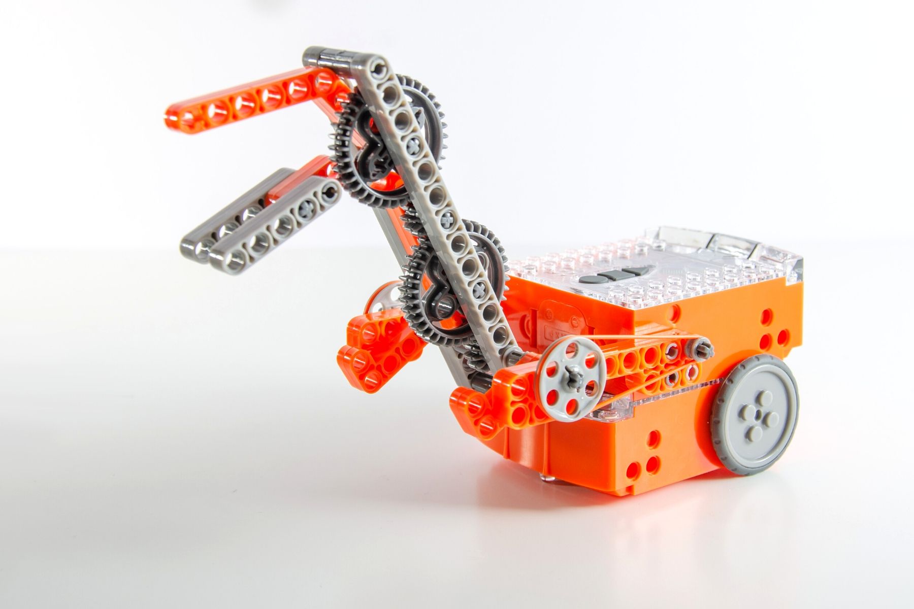 Edison Review: The missing link educational robotics