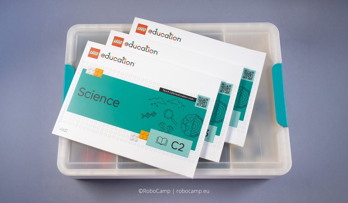 Printed building instructions for LEGO Education Science